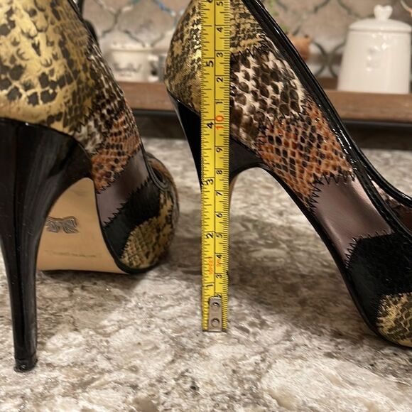 Dollhouse Dailyn Faux snakeskin Pump Stiletto Heel size 7.5 - Picture 7 of 7